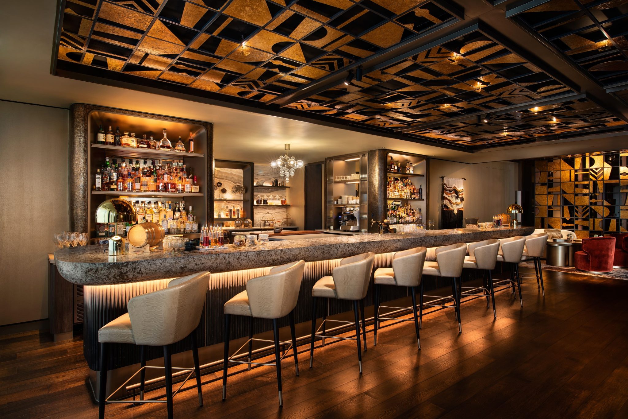 MO BAR at Mandarin Oriental, Singapore Honoured with Michter's Art of ...